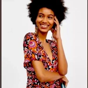 ZARA Floral Mini Dress With Buttons Sz medium